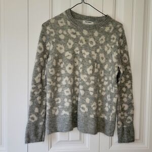 Old navy sweater